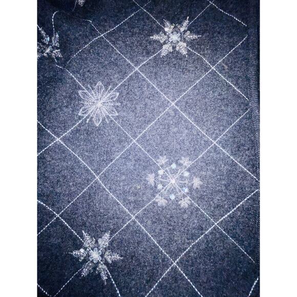 August Max Woman 100% Wool Sequin Snowflake Sweater - Full Zip - Women's Size 2X - Picture 4 of 11